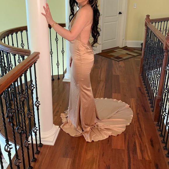 PROM DRESS - Picture 3 of 3